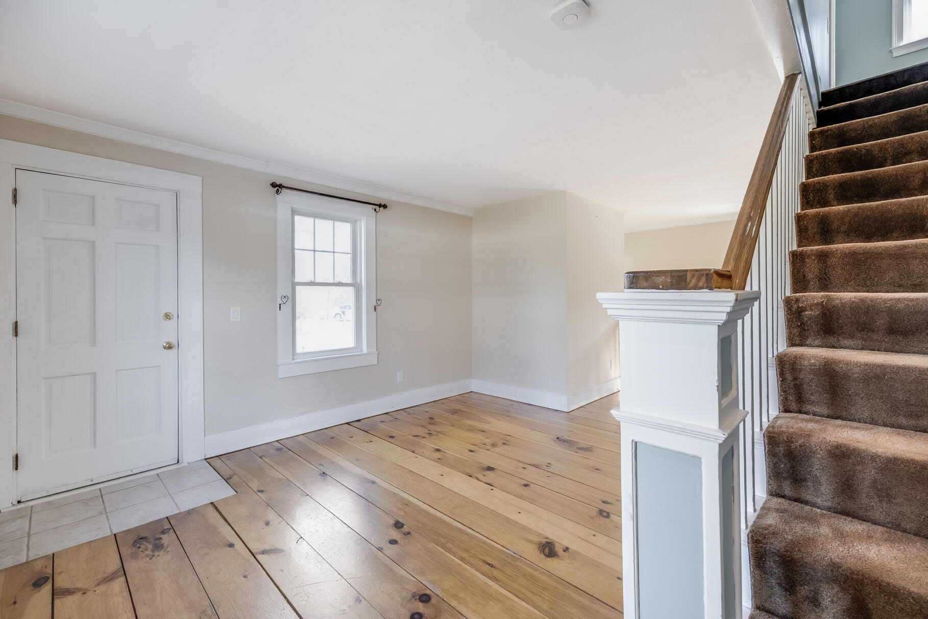 33 Queen Anne Road