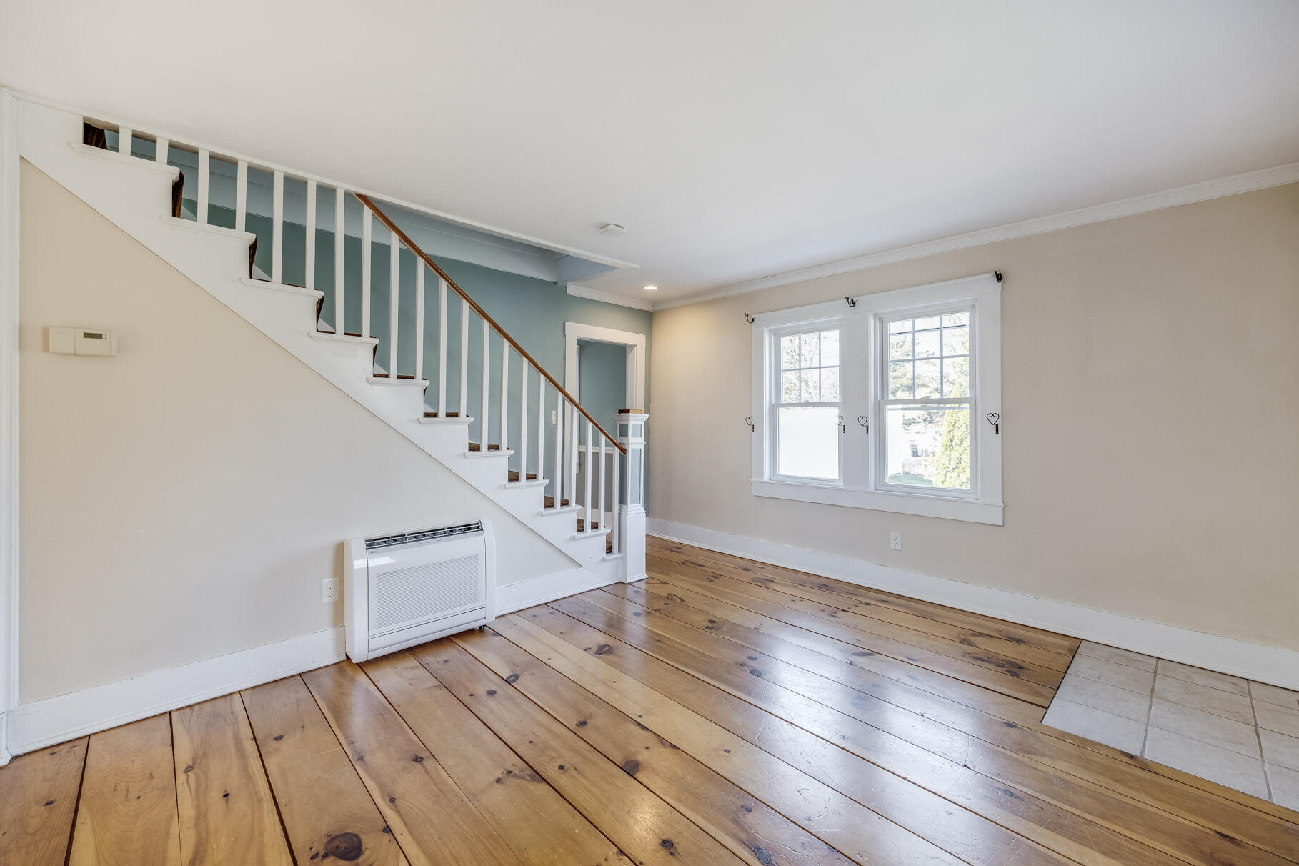 33 Queen Anne Road