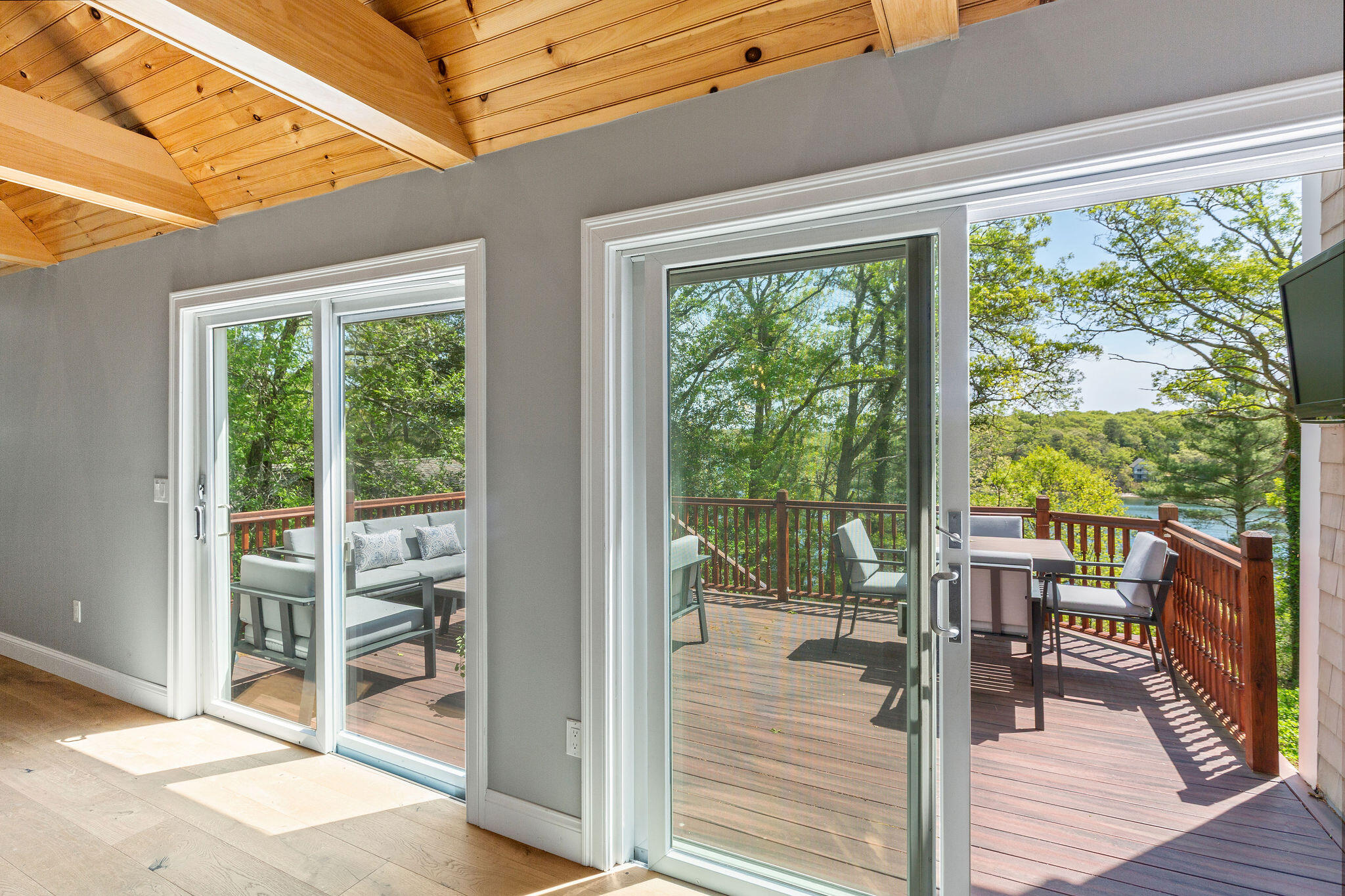 16 Teaberry Lane