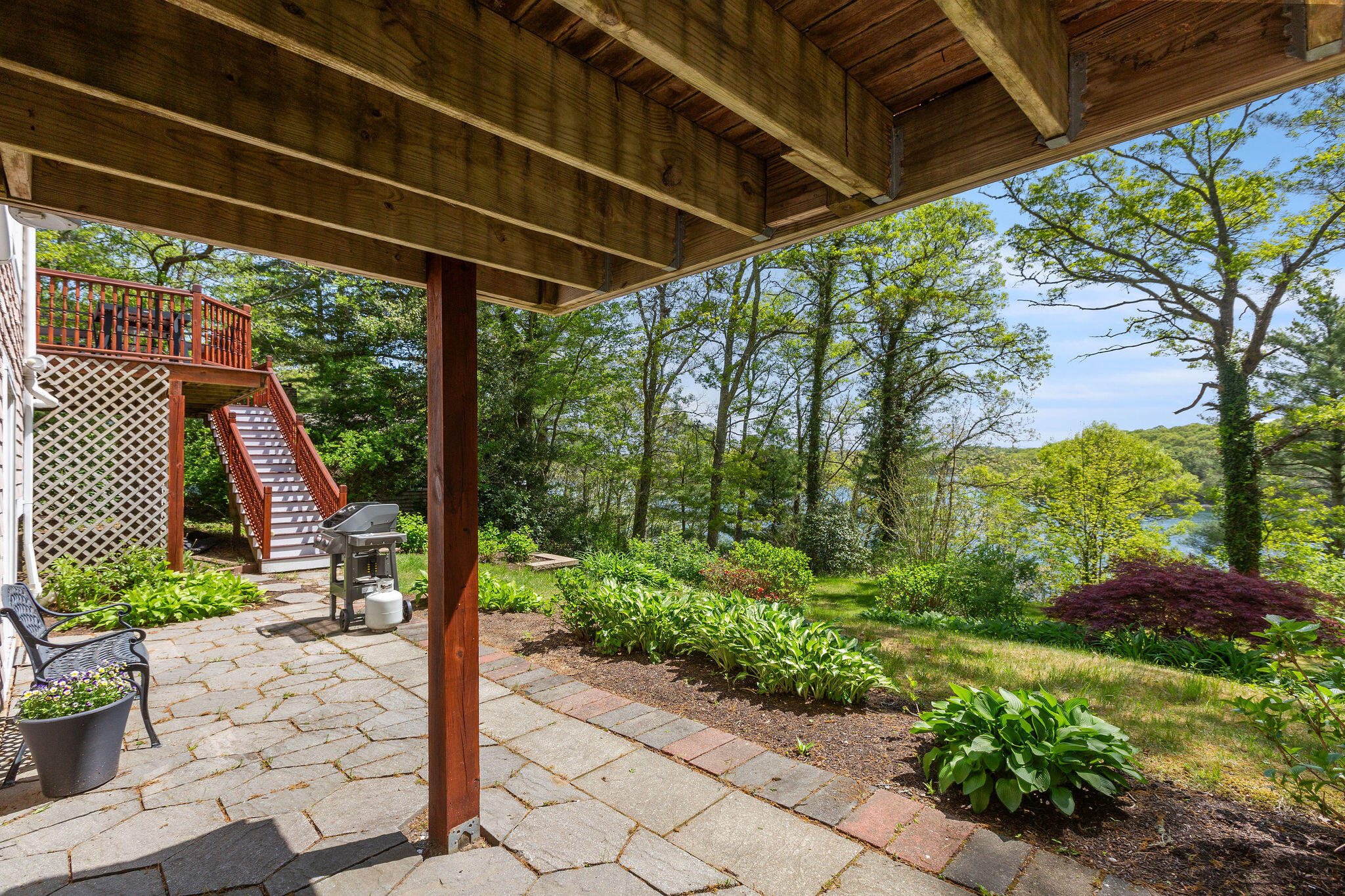 16 Teaberry Lane