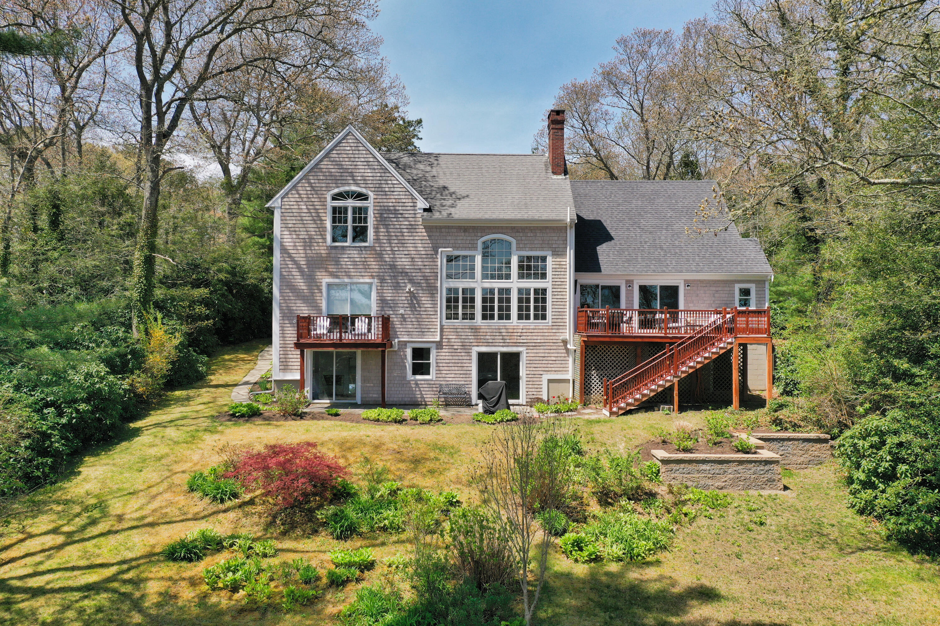16 Teaberry Lane