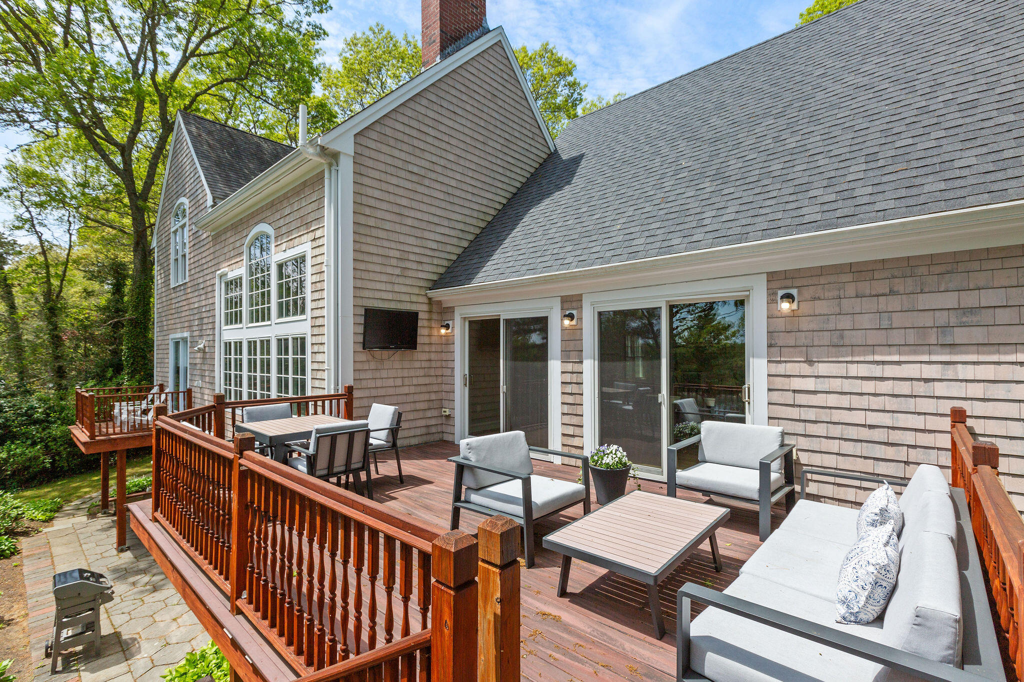 16 Teaberry Lane