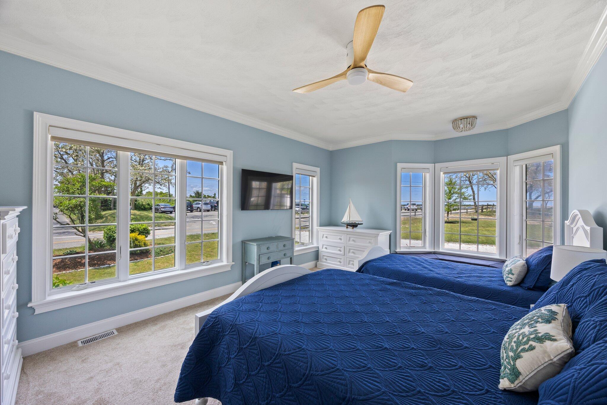306 Millway