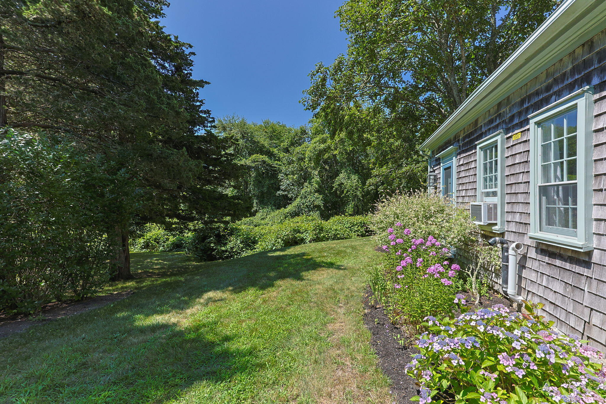 591 Crowell Road