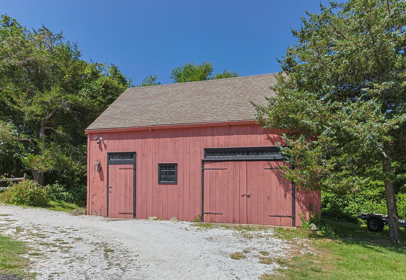 591 Crowell Road