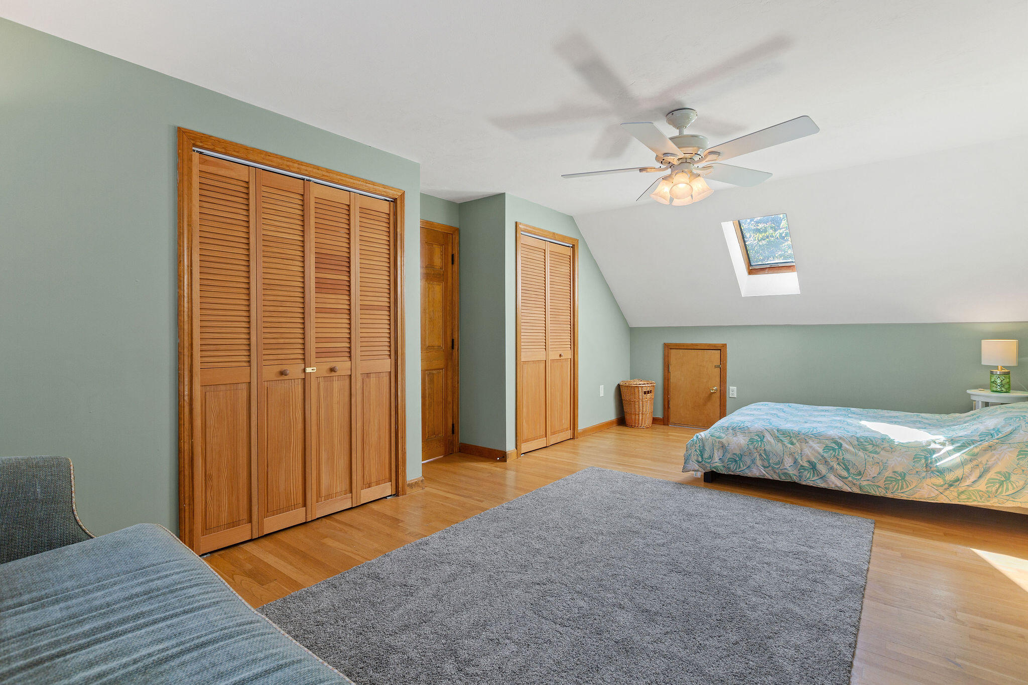 20 White Pines Drive
