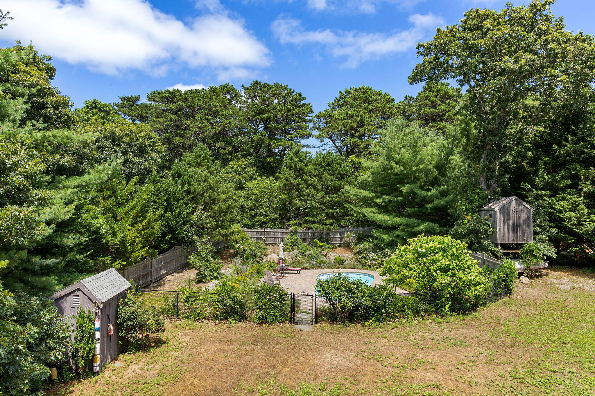 20 White Pines Drive