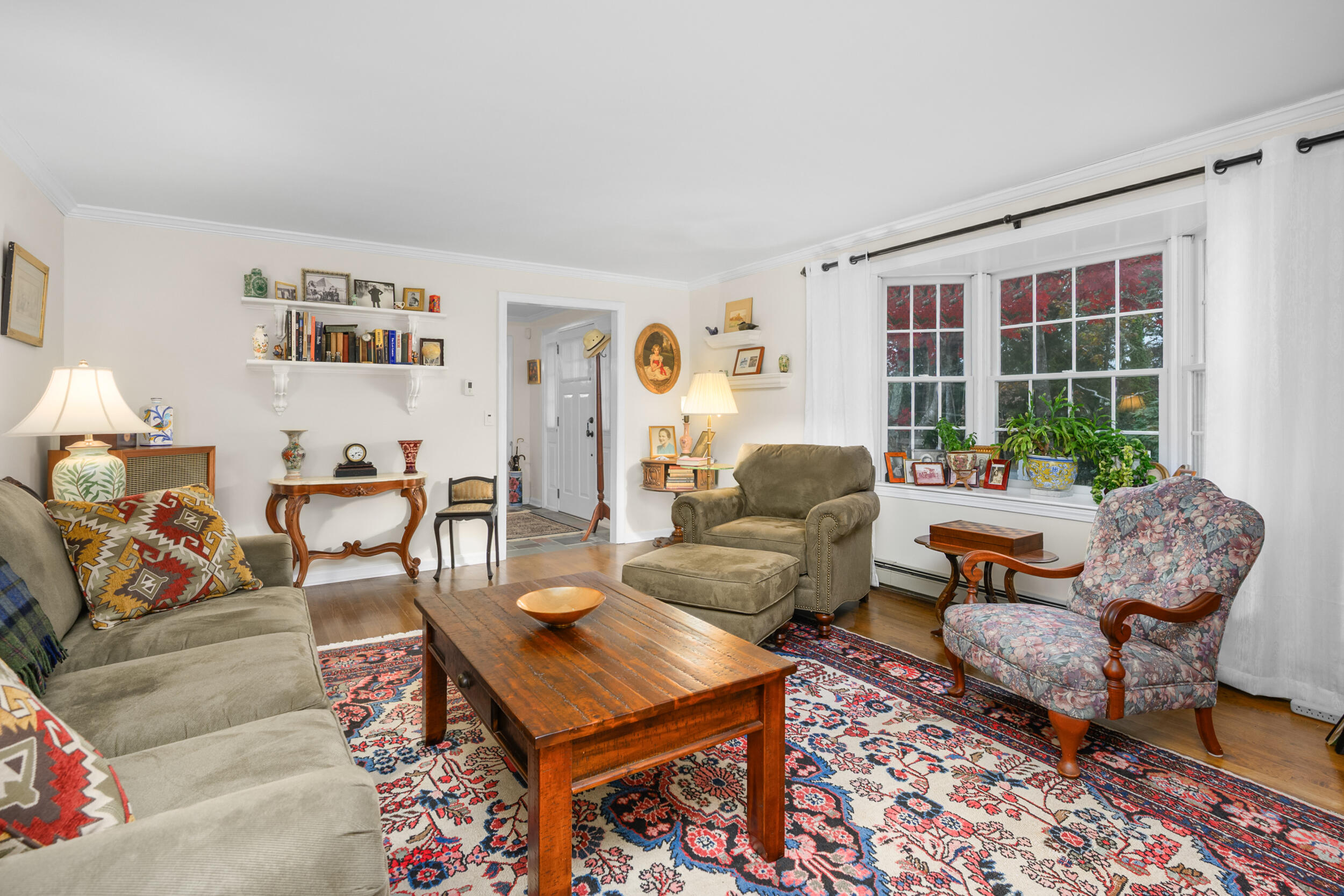 28 Lakeview Avenue
