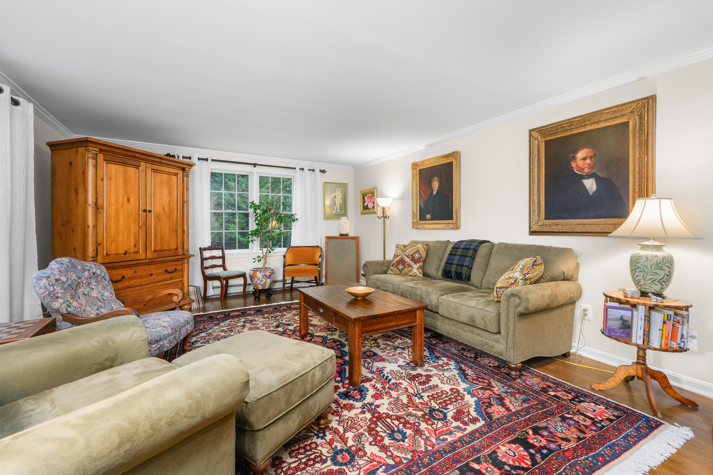 28 Lakeview Avenue
