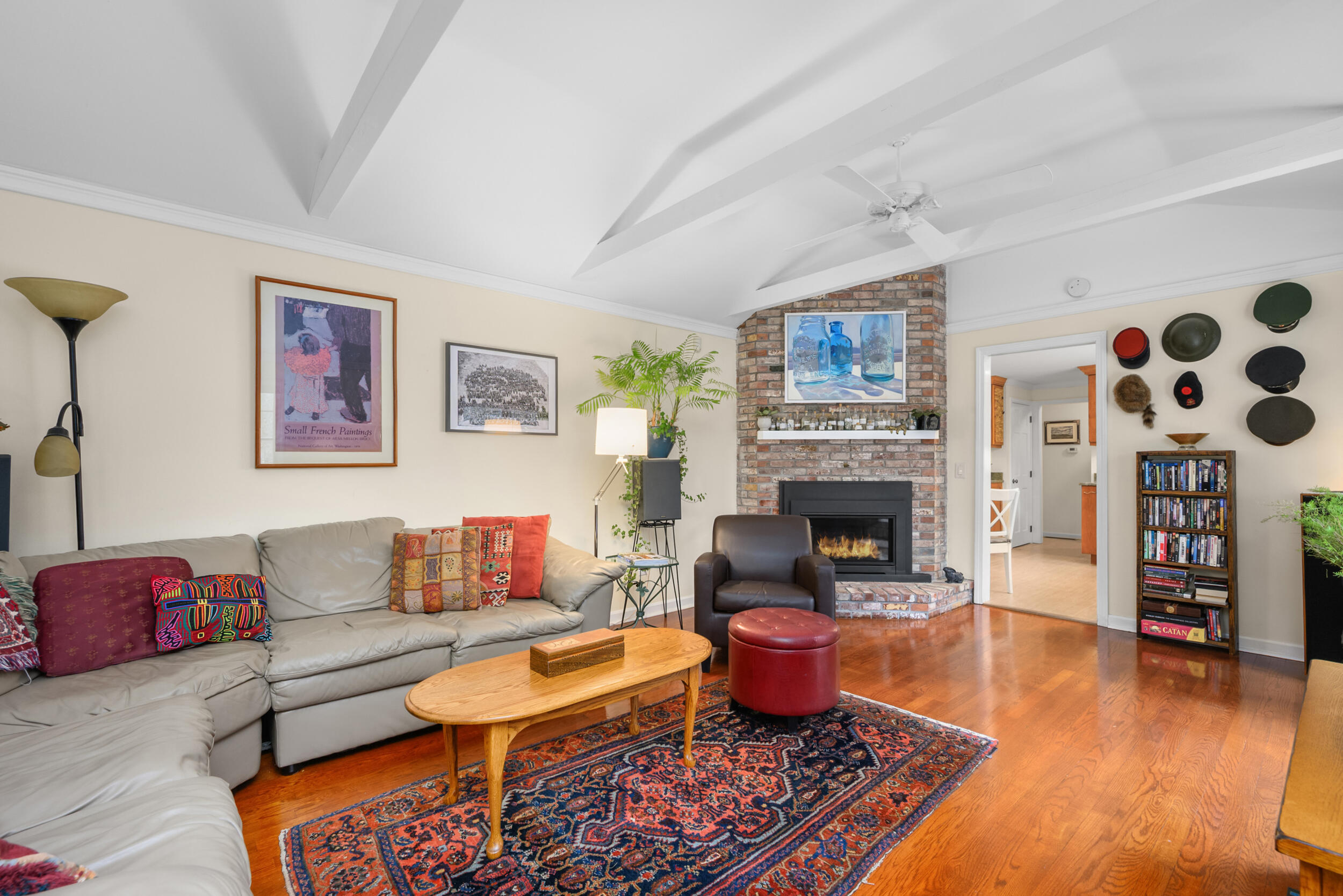 28 Lakeview Avenue