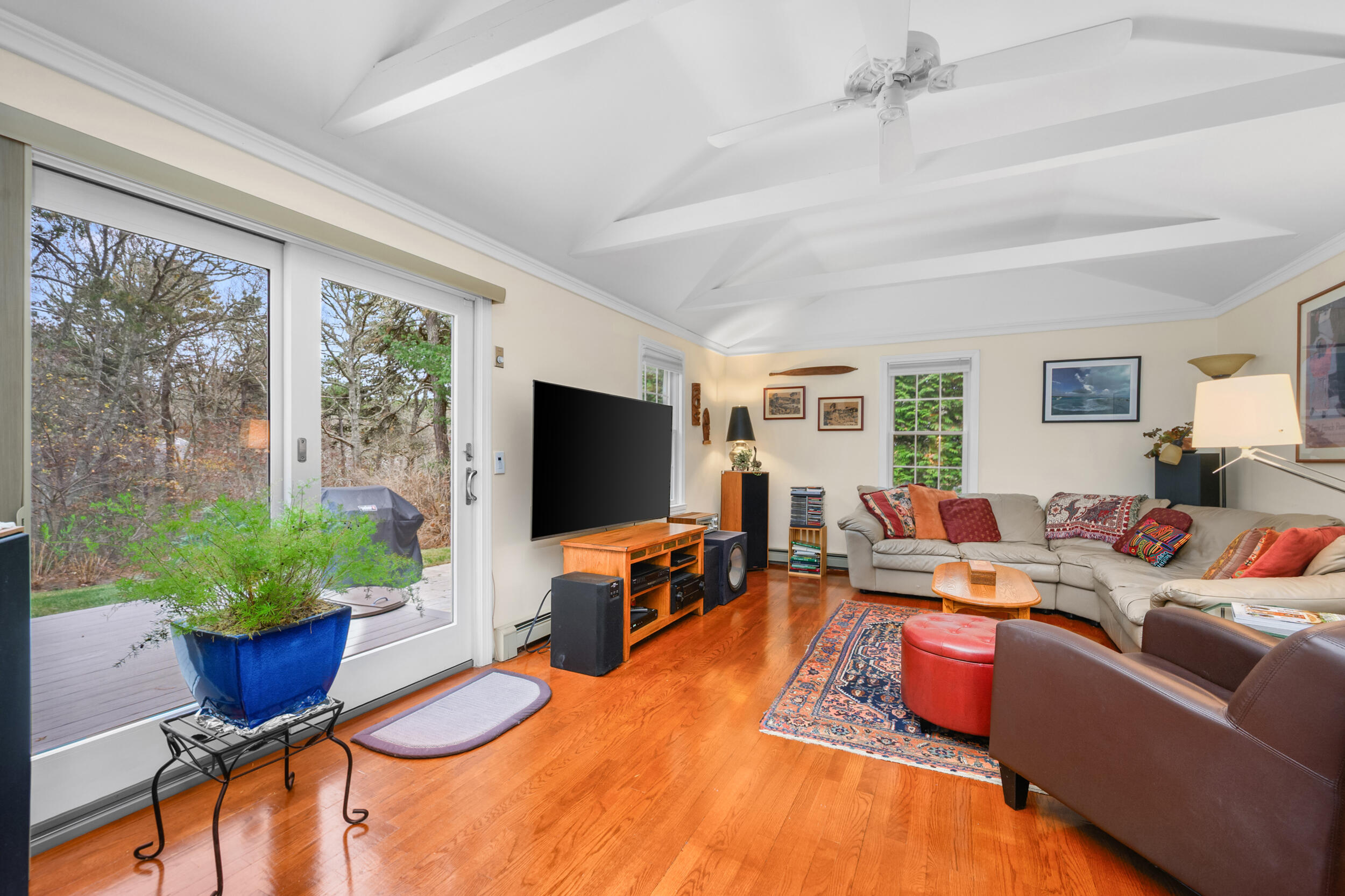 28 Lakeview Avenue