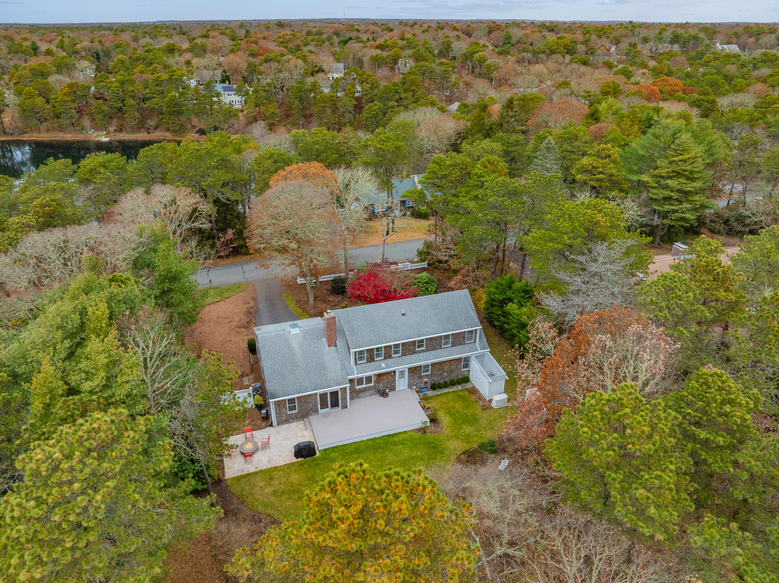 28 Lakeview Avenue