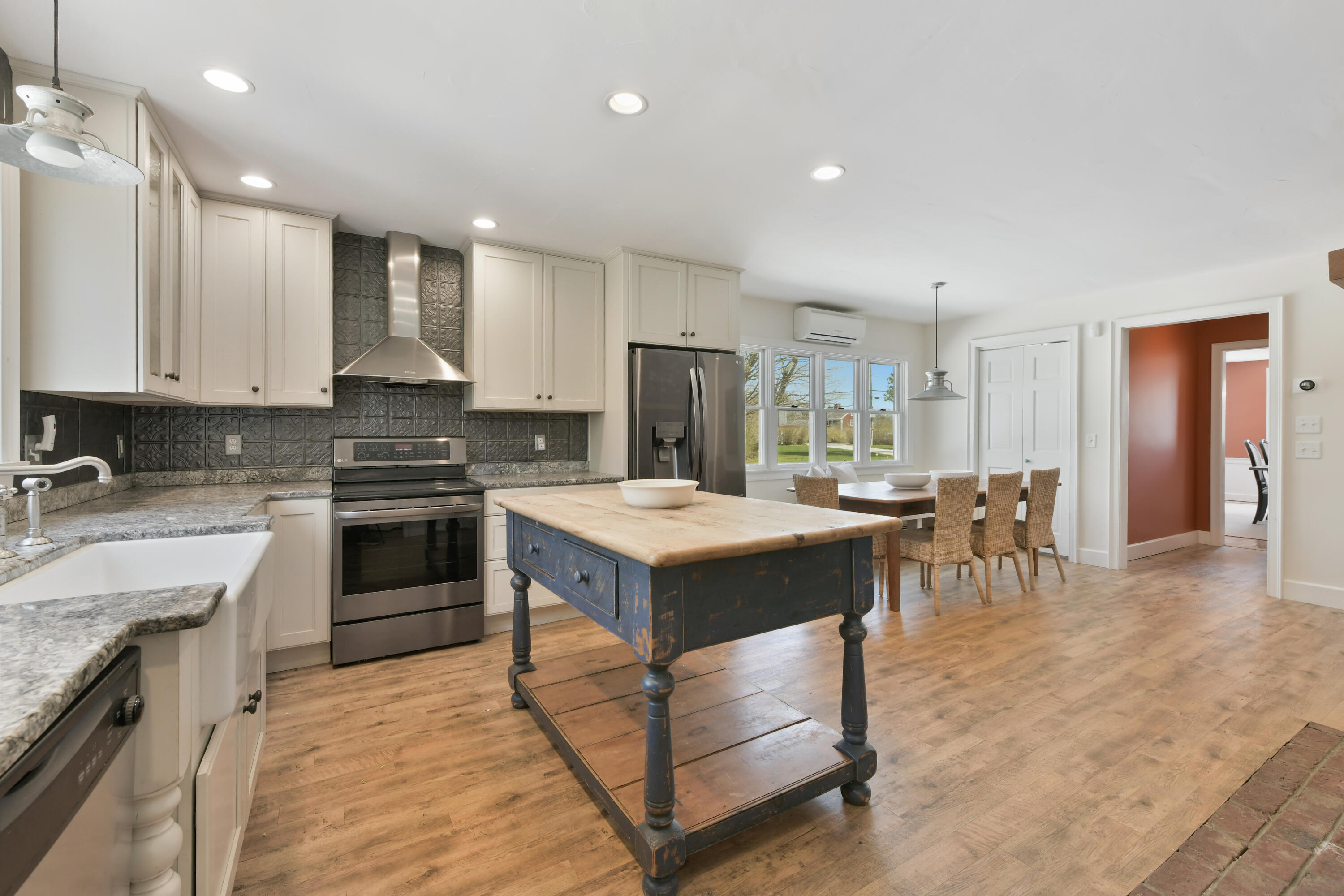 588 S Orleans Road
