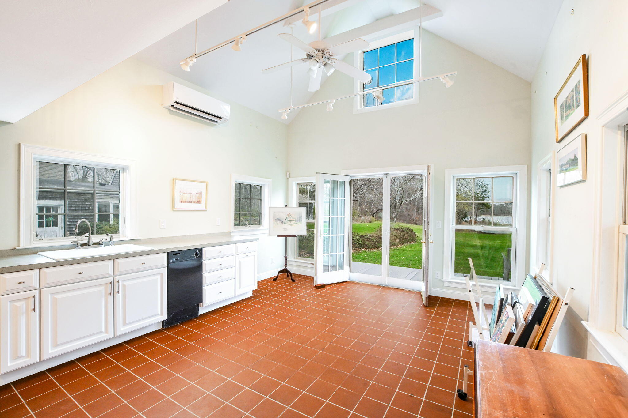 400 Davisville Road