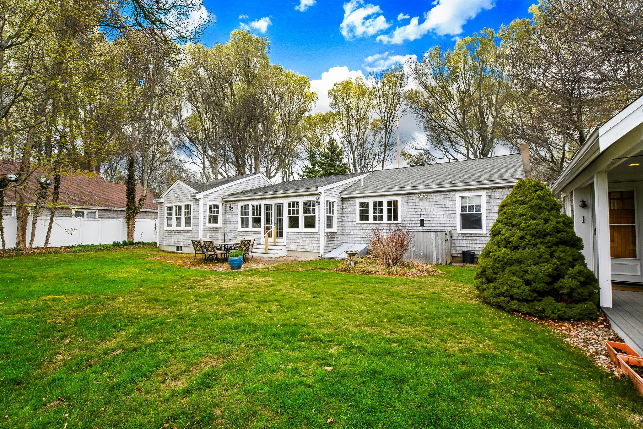 400 Davisville Road