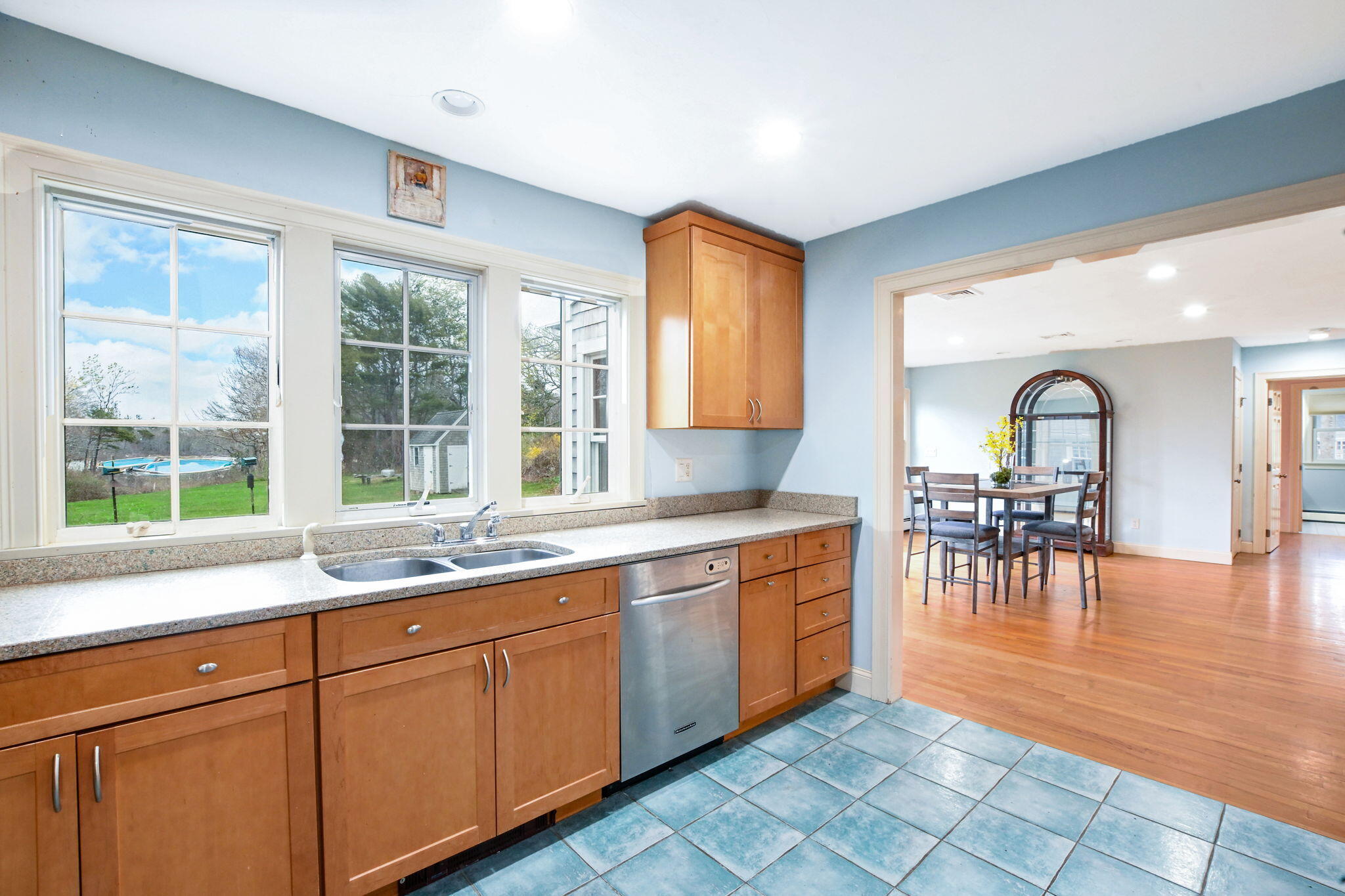 400 Davisville Road