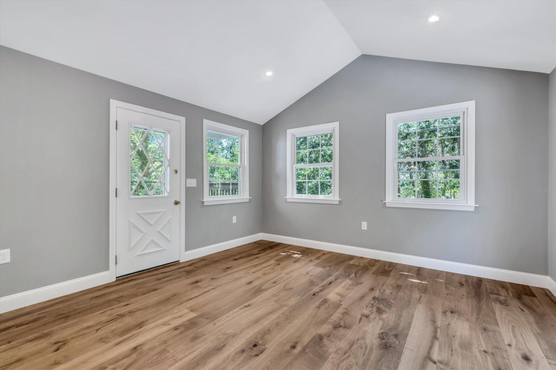 85 Deepwood Drive