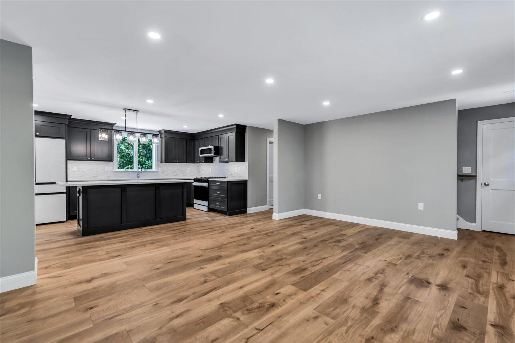 85 Deepwood Drive