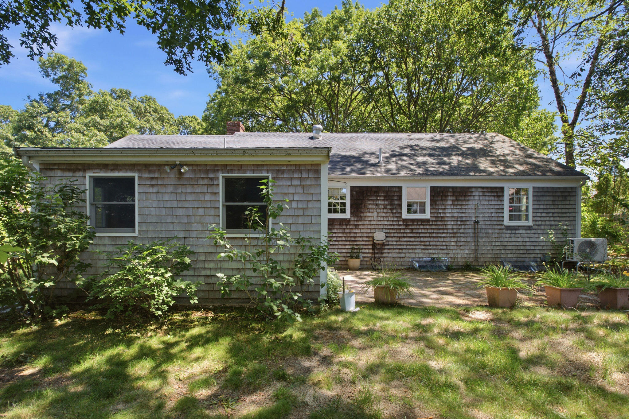 38 McNamara Avenue