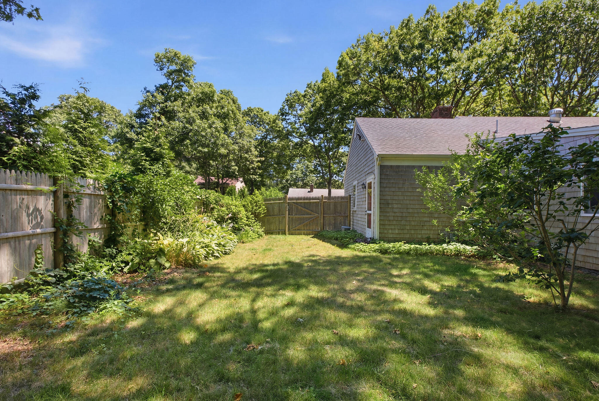 38 McNamara Avenue