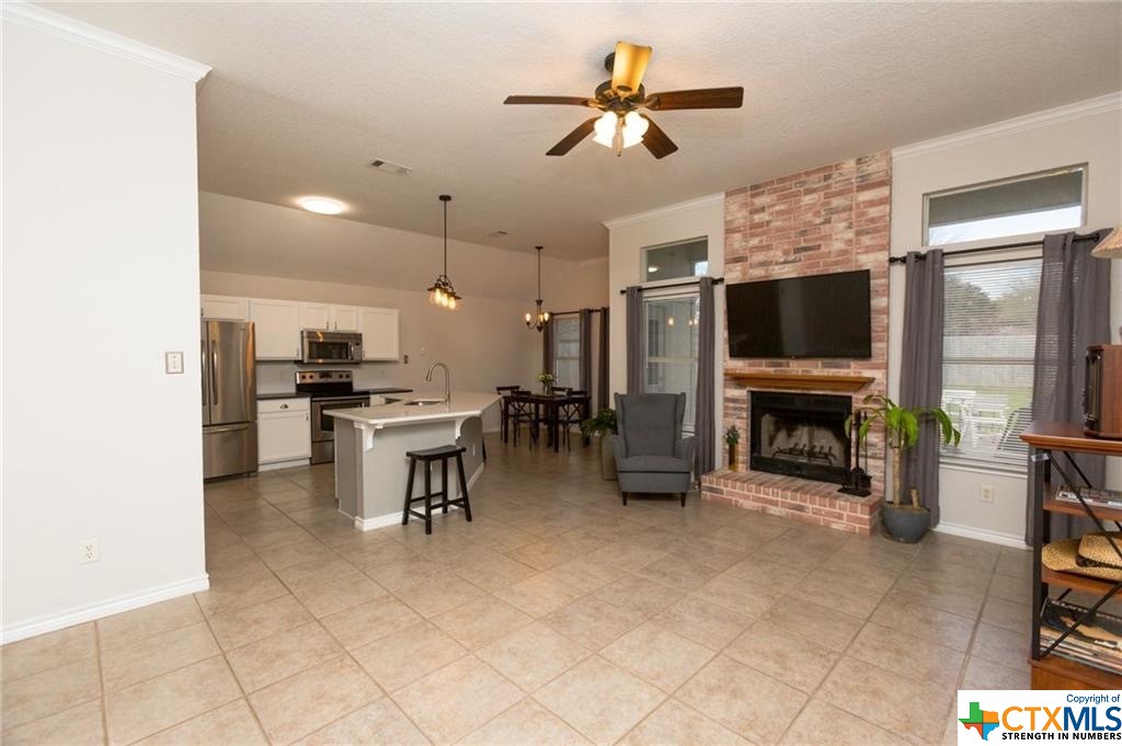 1614 Bent Oak Drive