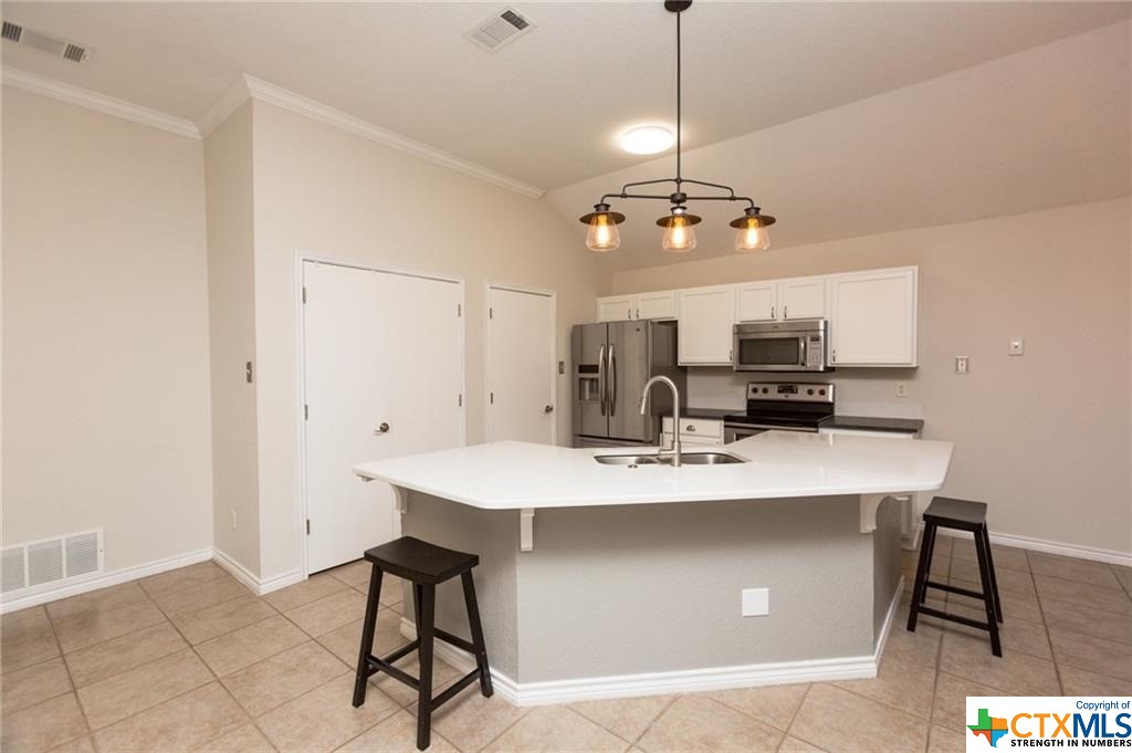 1614 Bent Oak Drive
