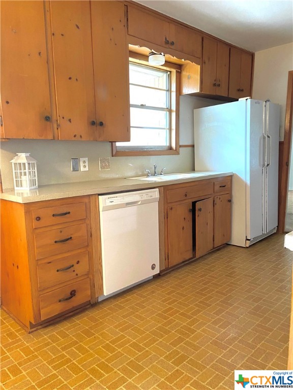 2205 S 51st Terrace Street