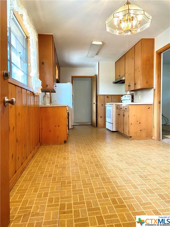 2205 S 51st Terrace Street