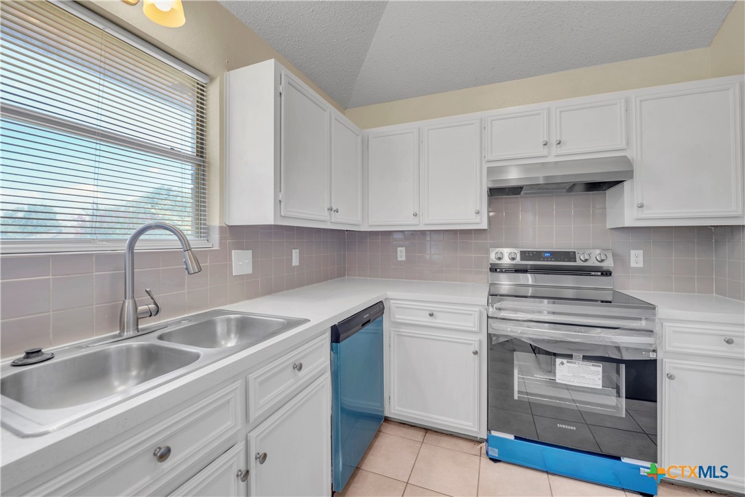 3804 Riverrock Drive