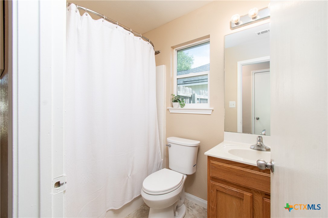 1727 Oak Chase Trail