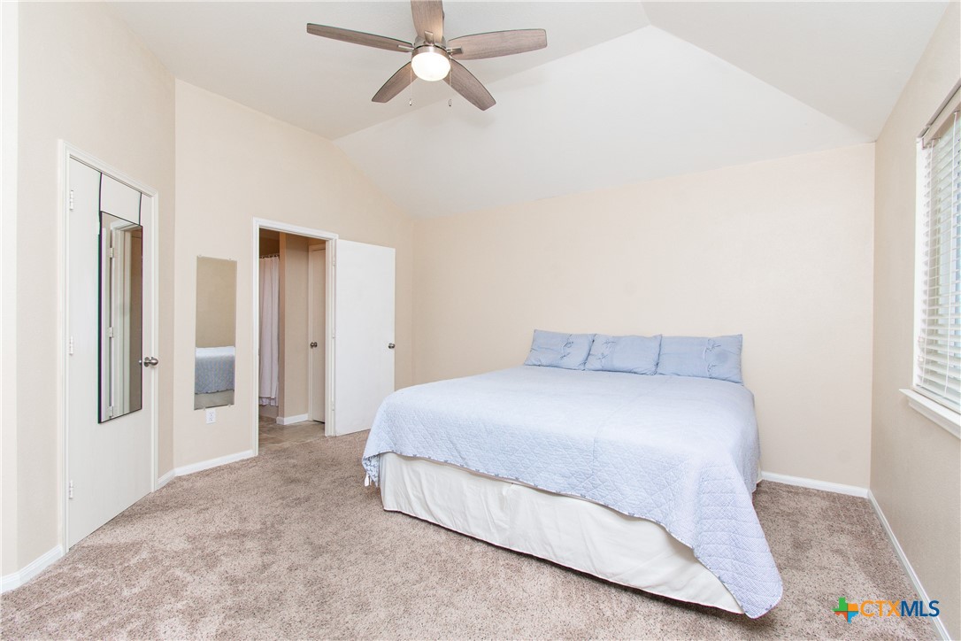 1727 Oak Chase Trail