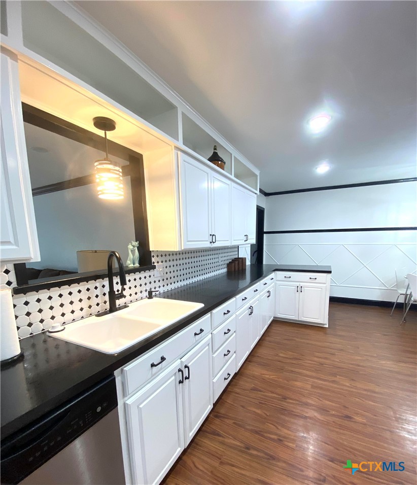 2714 Inwood Road