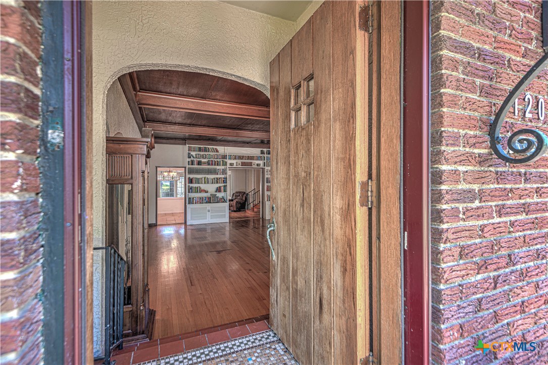 1207 N 3rd Street