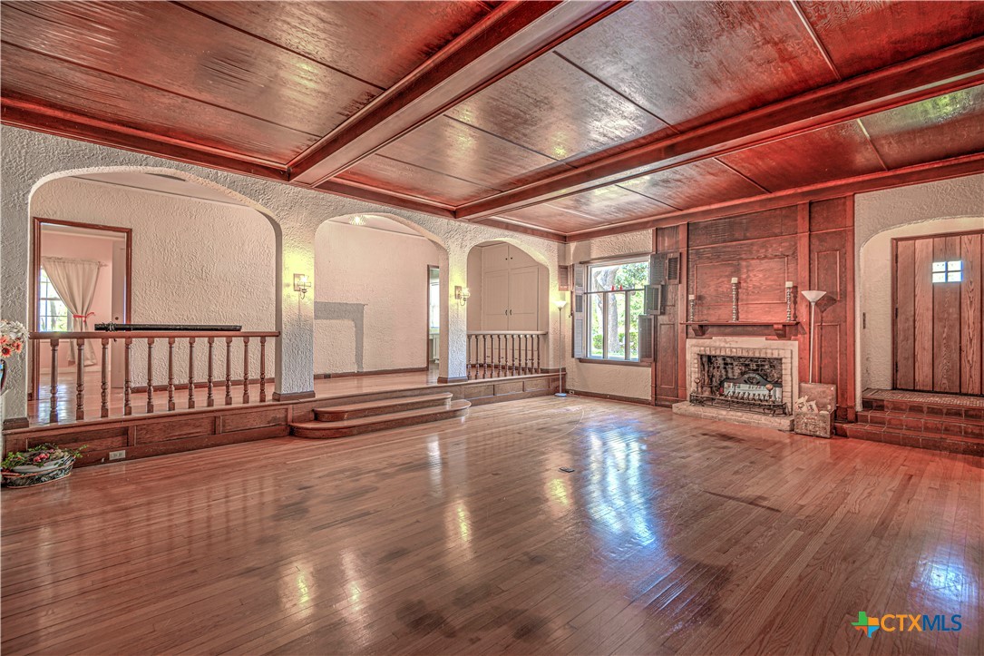 1207 N 3rd Street
