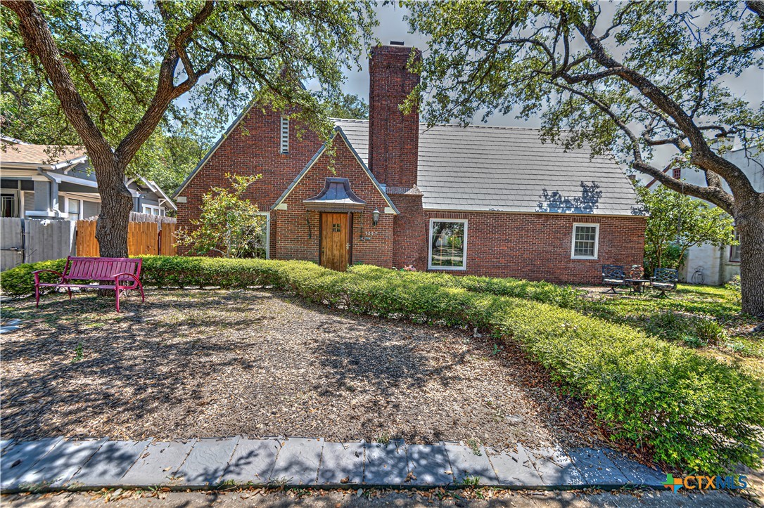 1207 N 3rd Street