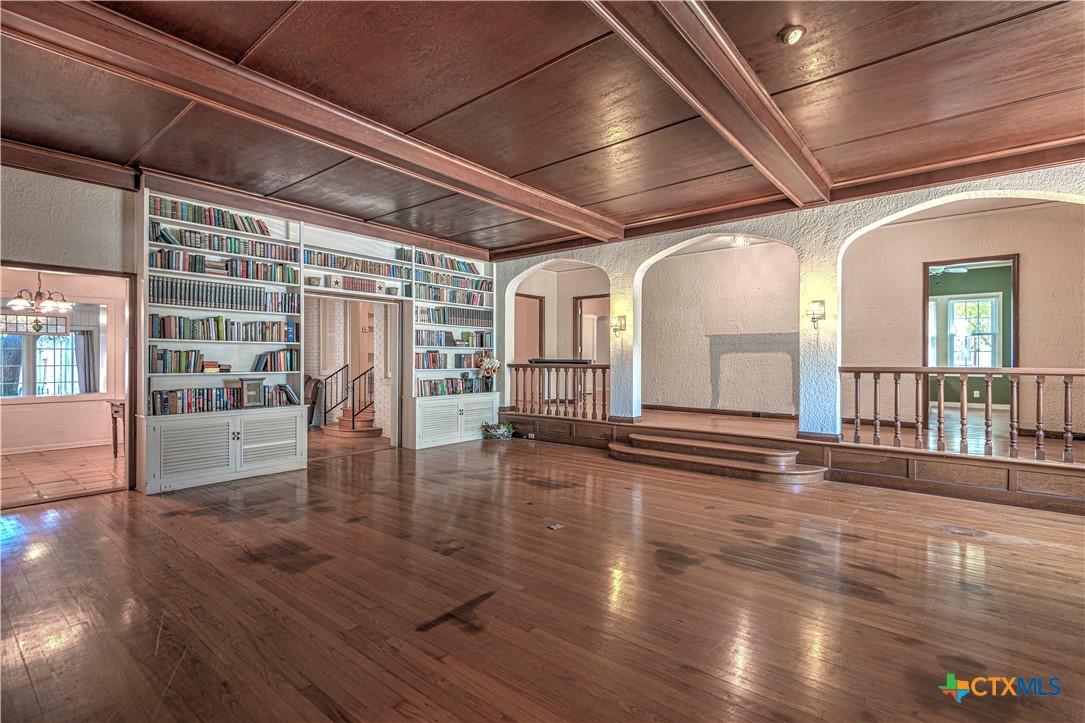 1207 N 3rd Street