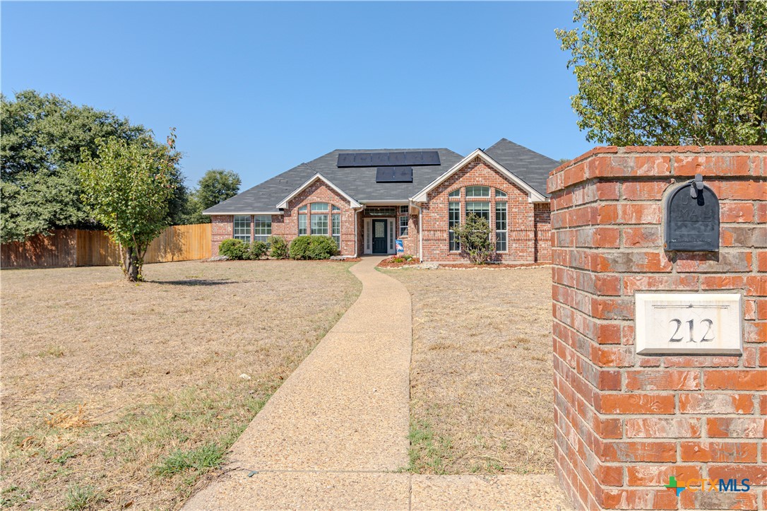 212 Choke Canyon Cove