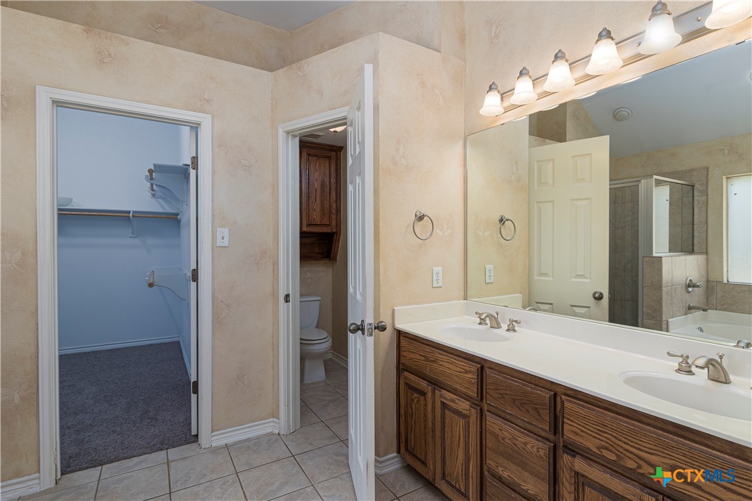 212 Choke Canyon Cove