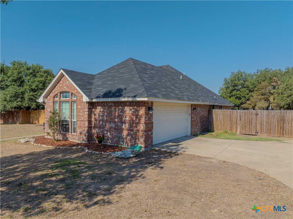 212 Choke Canyon Cove