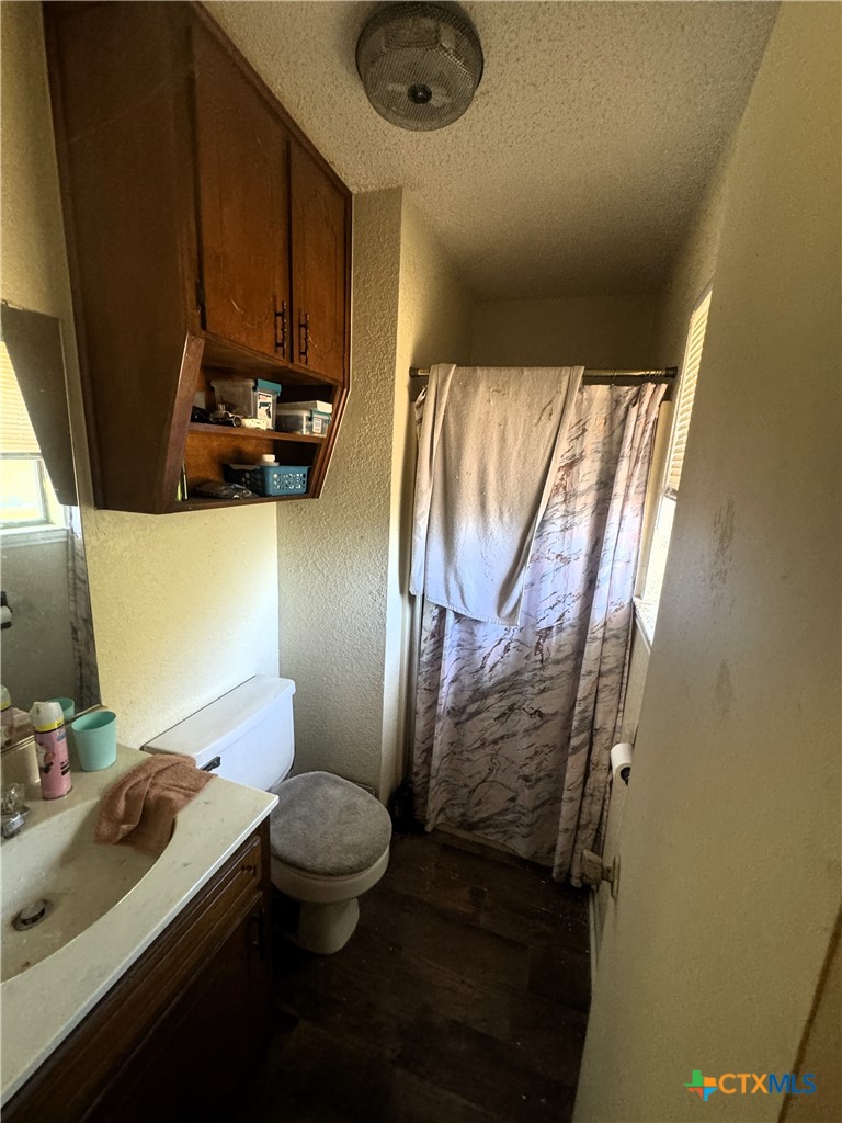 3672 Love Road