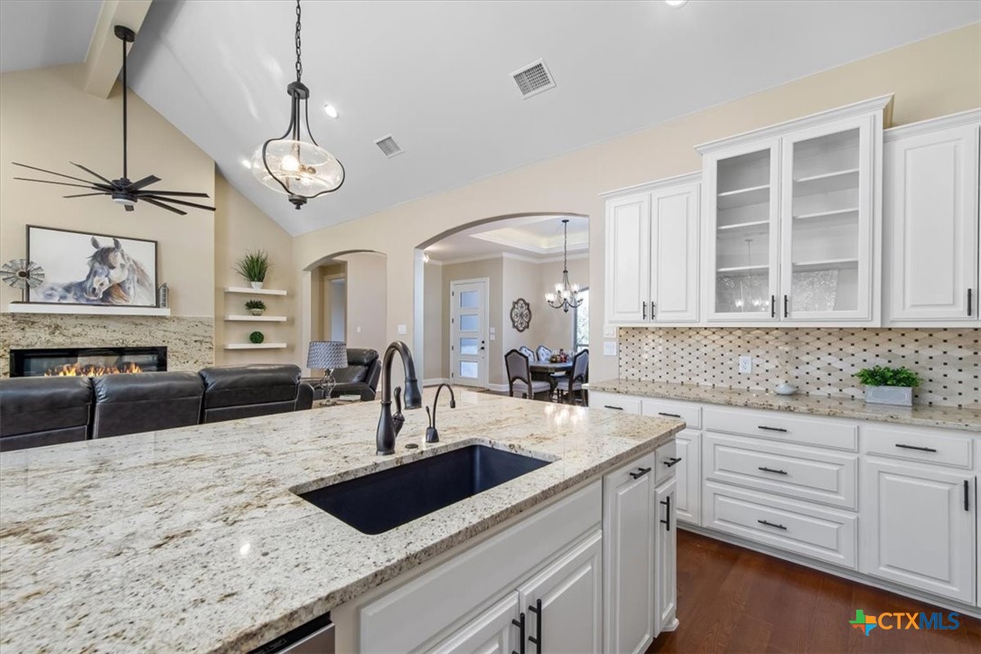 4012 Turning Leaf Drive