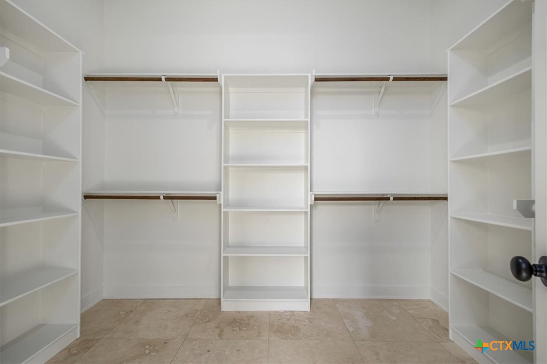 4012 Turning Leaf Drive