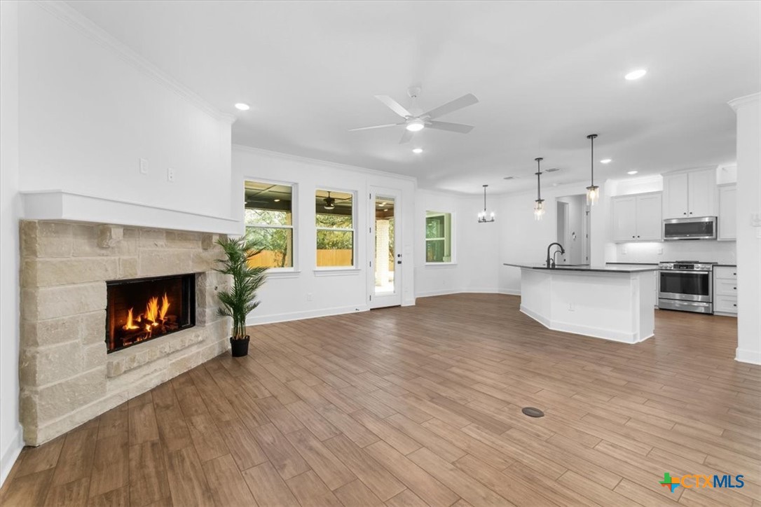 4113 Turning Leaf Drive