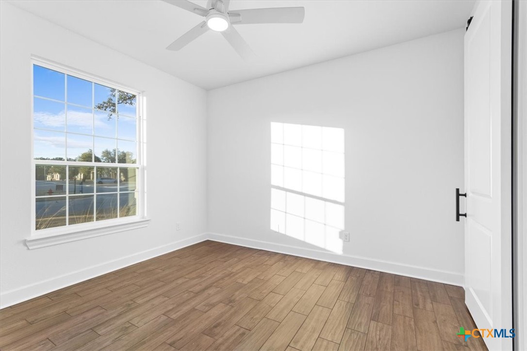 4121 TURNING LEAF Drive
