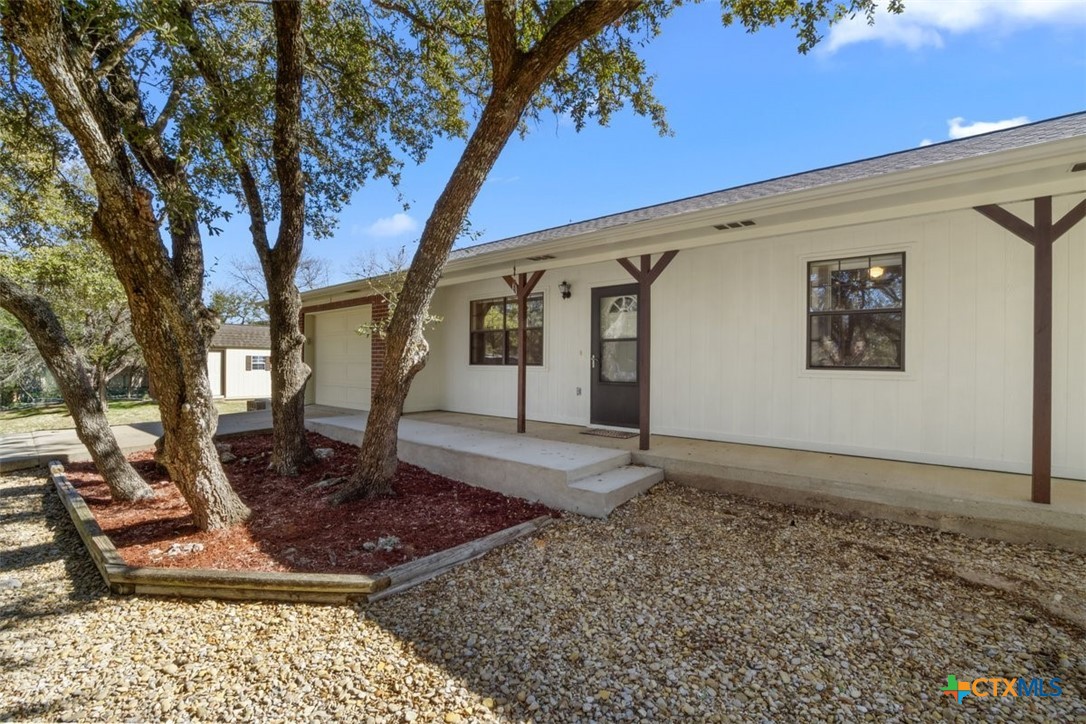 5 S Whitetail Court