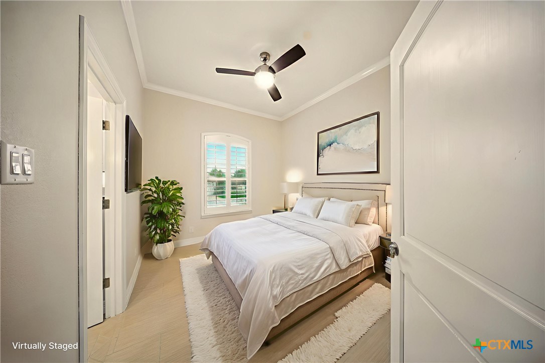 1127 Redleaf Drive