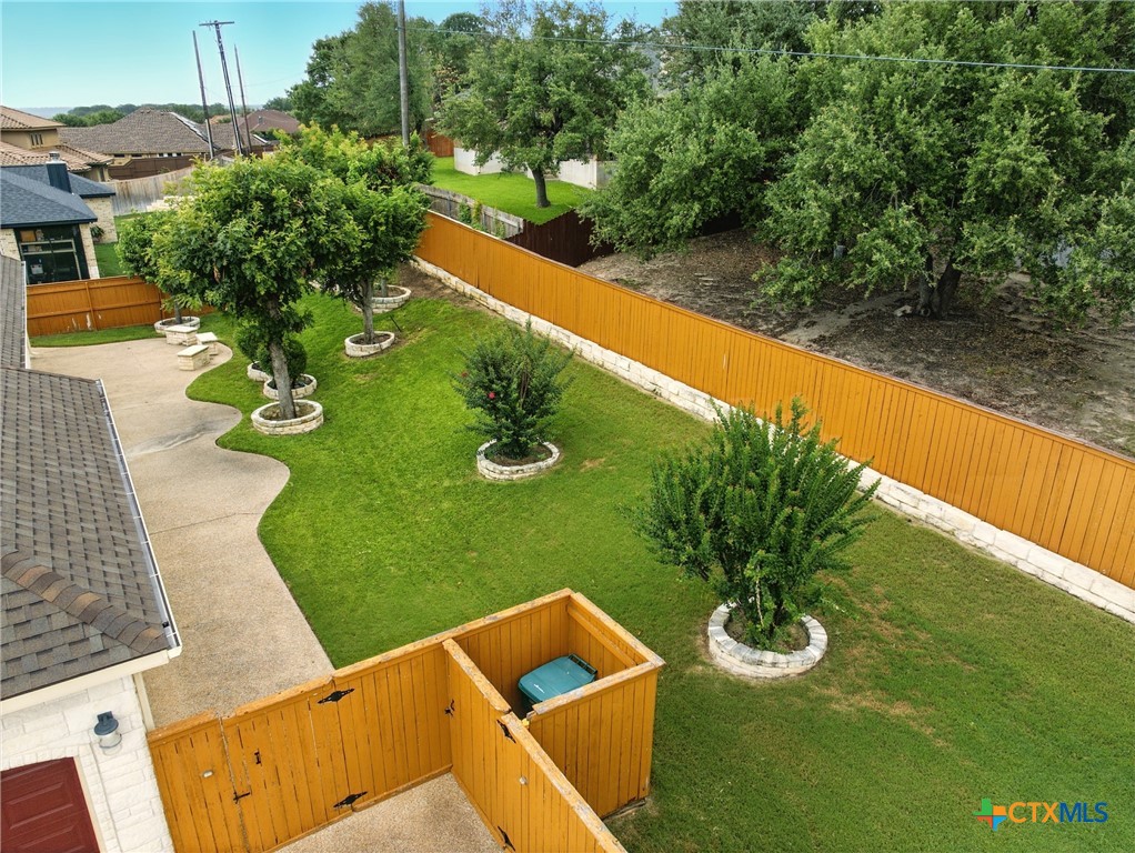 1127 Redleaf Drive