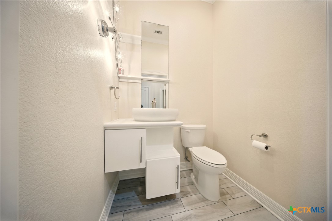 1127 Redleaf Drive