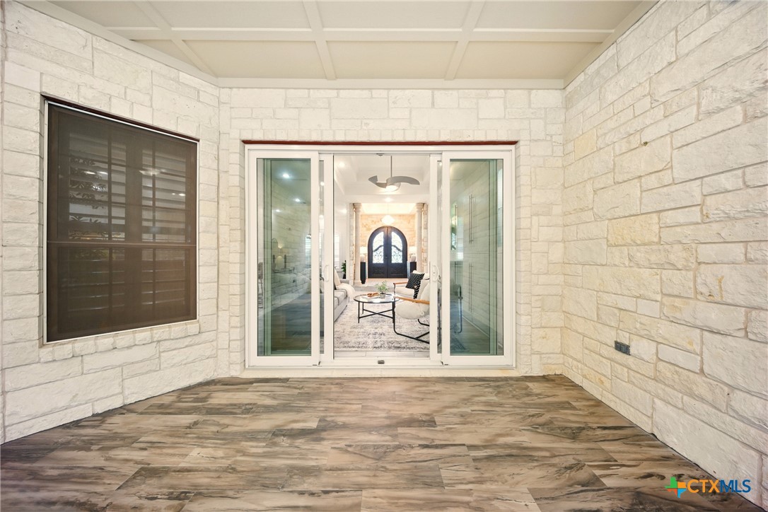 1127 Redleaf Drive