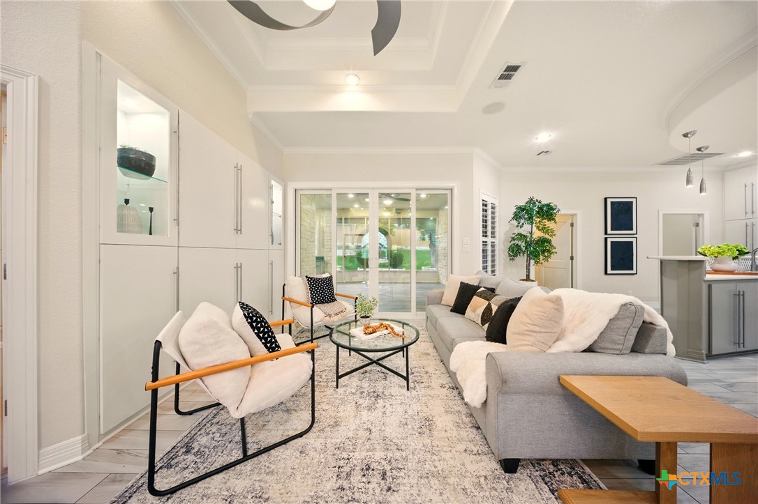 1127 Redleaf Drive